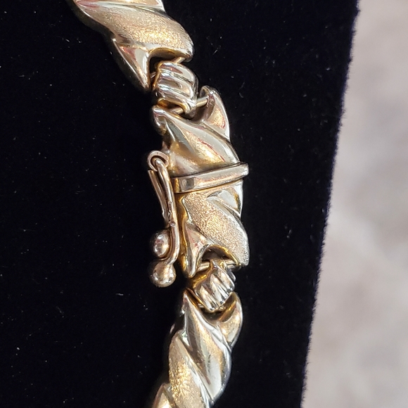 14K gold hugs and kisses xoxo bracet 8.5" long - Picture 8 of 10